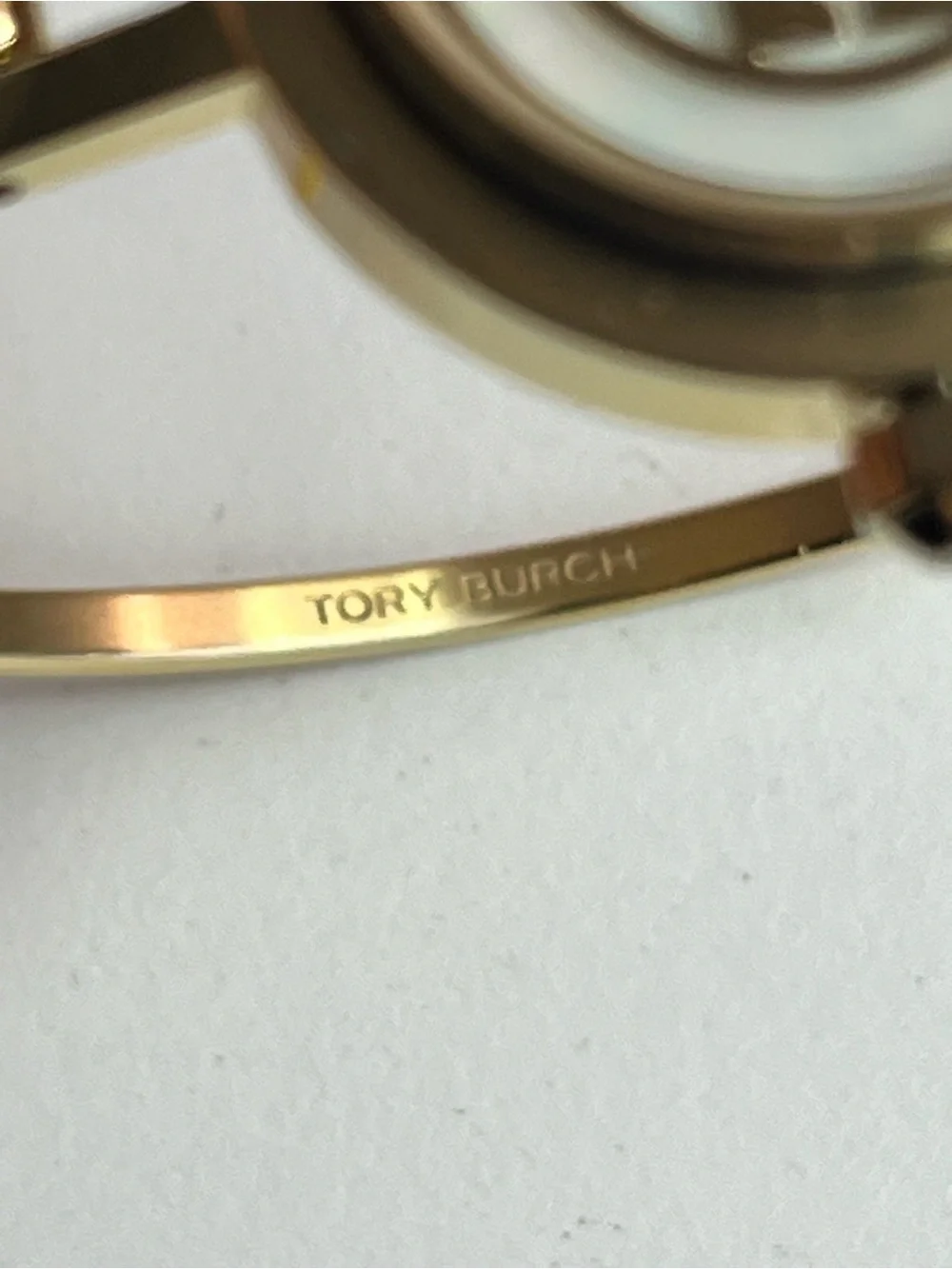 Tory Burch Reva TBW4029 ladies watch interchangeable rings.